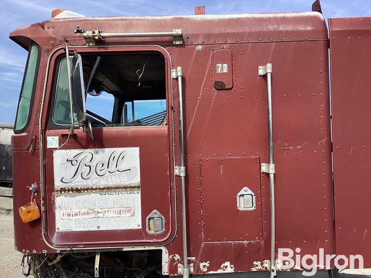 1985-kenworth-k100e-image-10