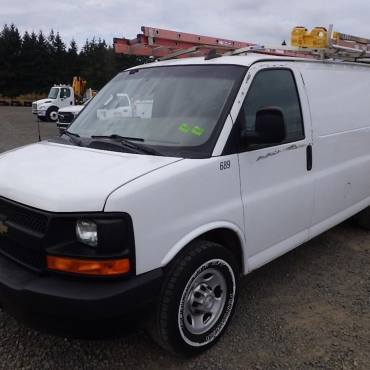 2016 UTILITY Van