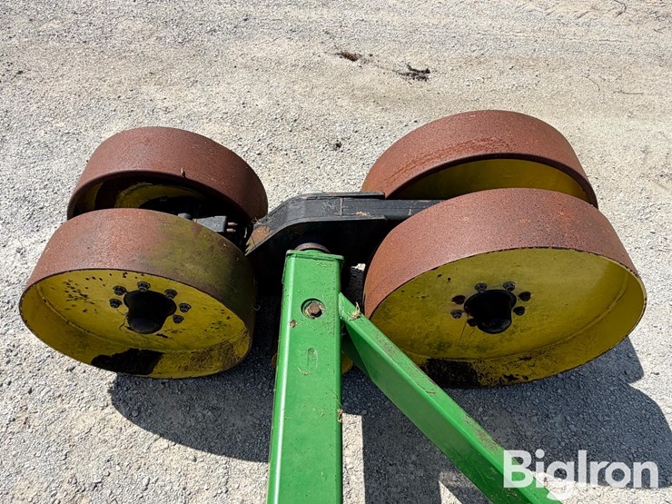 john-deere-db60-image-10
