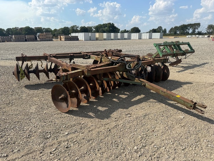john-deere-15-image-3