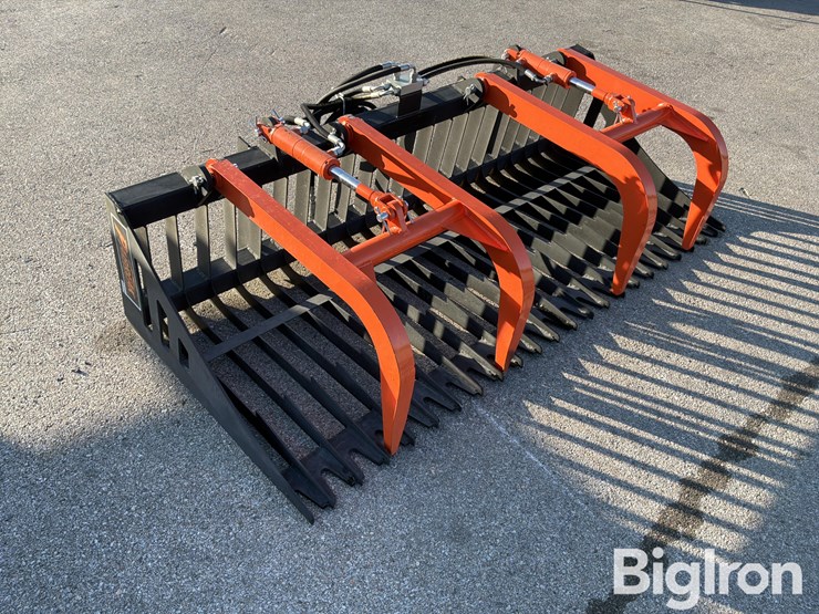 2026-massey-ferguson-730-image-3