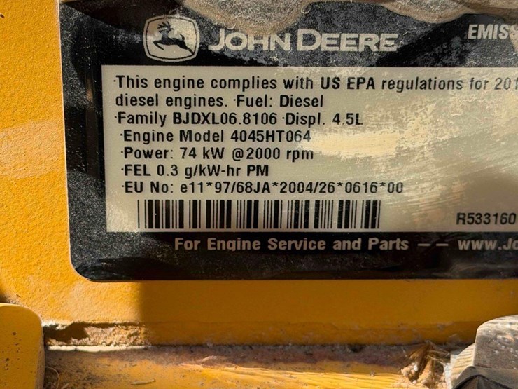 2011-deere-120d-image-19