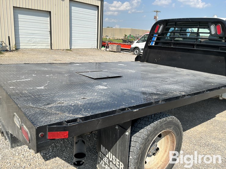 2017-ford-f550-xl-image-9