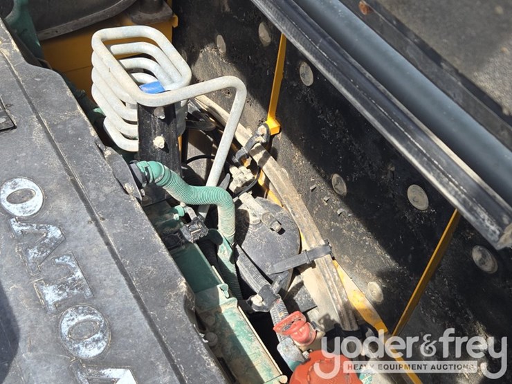 2015-volvo-ec350el-image-59