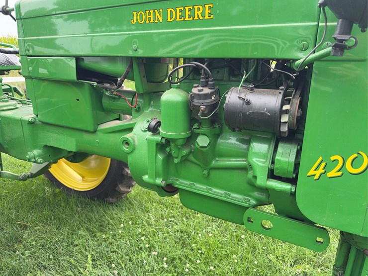 john-deere-420-image-13
