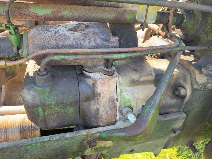 john-deere-b-image-38
