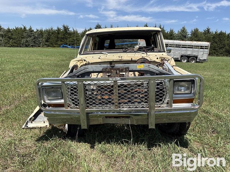 1979-ford-bronco-image-2