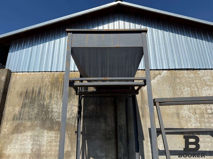 steel-seed-hopper-box-image-2