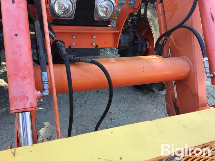 2016-kubota-m6-141-image-15