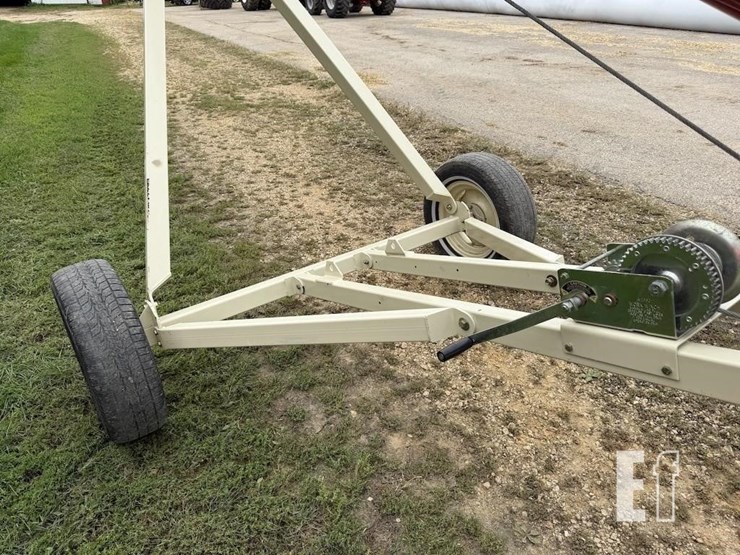 buhler-farm-king-1031-image-4