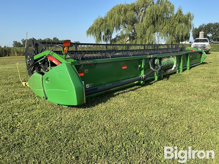 2017-john-deere-635f-image-7