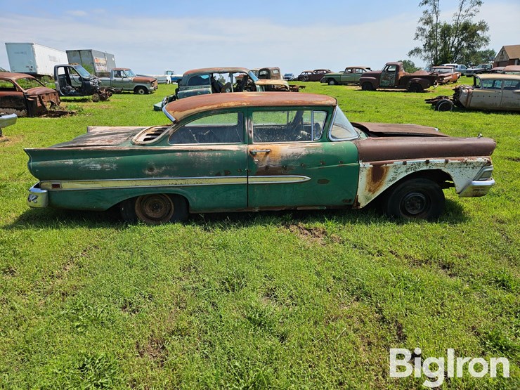 1958-ford-300-image-4