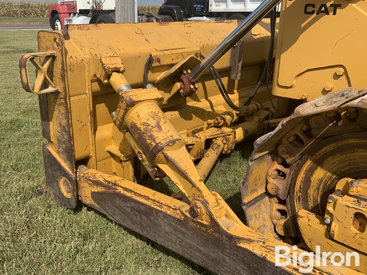 1984-caterpillar-d6d-image-16