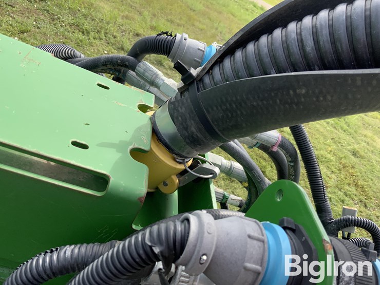 2013-john-deere-1770nt-ccs-image-13