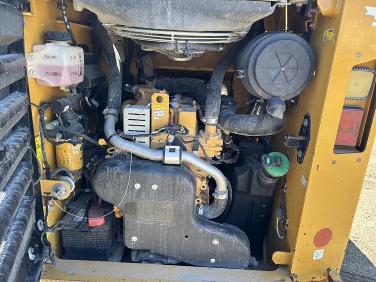 2020-caterpillar-289d3-image-35