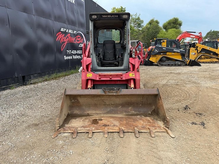 2020-takeuchi-tl8-image-7