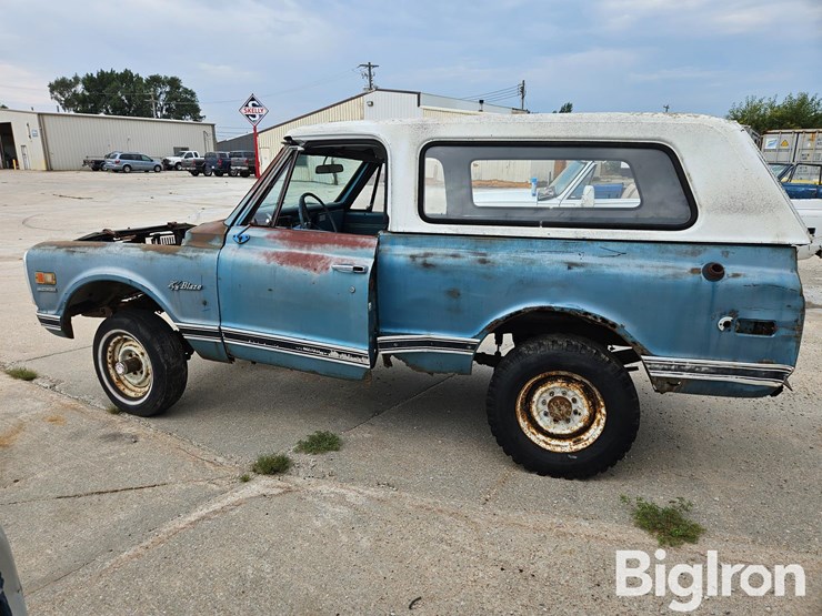 1970-chevrolet-k5-image-8