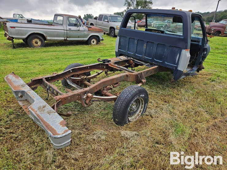 1984-chevrolet-c10-image-5
