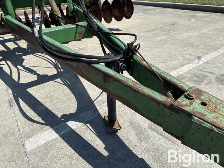 john-deere-714-image-11