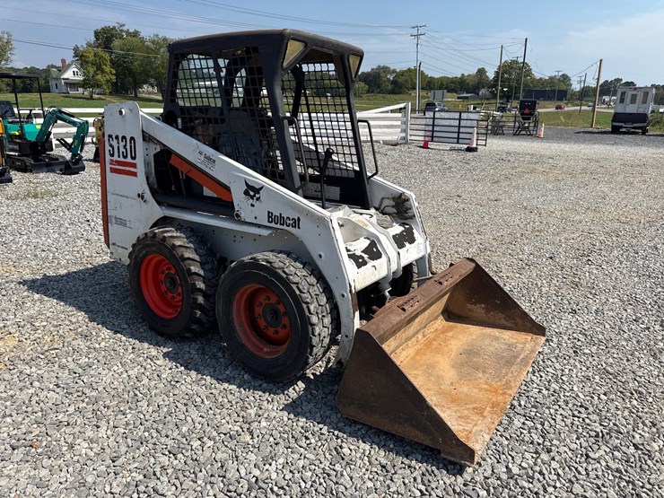2004-bobcat-s130-image-3