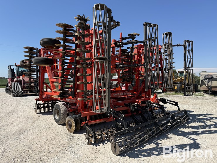 2013-kuhn-krause-8000-40-image-7