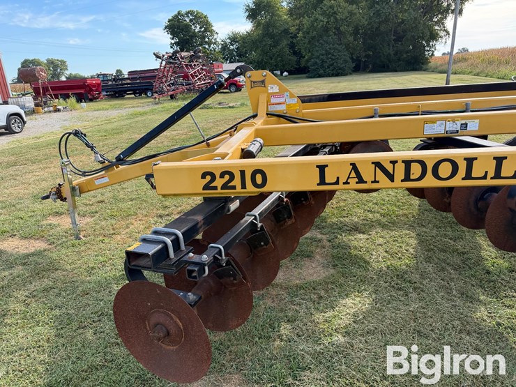 2011-landoll-2217-7-30-image-20