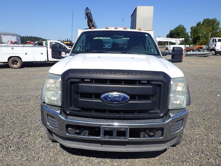 2011-ford-f550-image-8