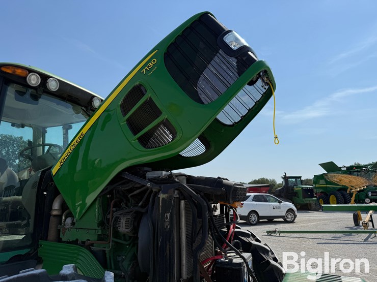 2008-john-deere-7130-premium-image-9