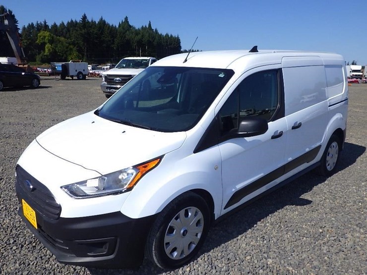 2019-utility-van-image-1