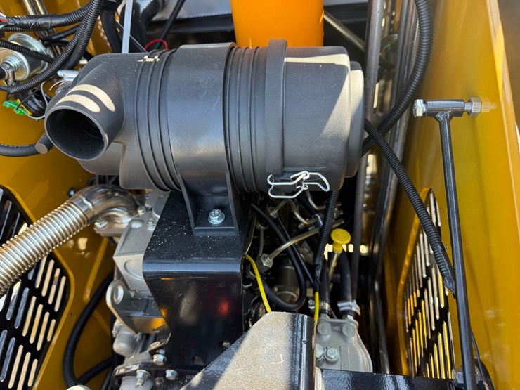 #76-•-unused-2026-cfg-kjt27-stand-on-skid-steer-loader-kjt272026m0622193-inv#4561-image-28
