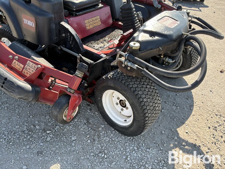 2015-massey-ferguson-730-image-15