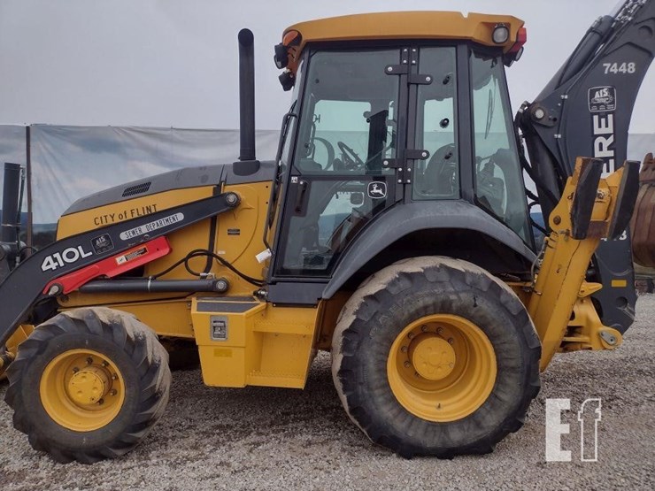deere-410l-image-16
