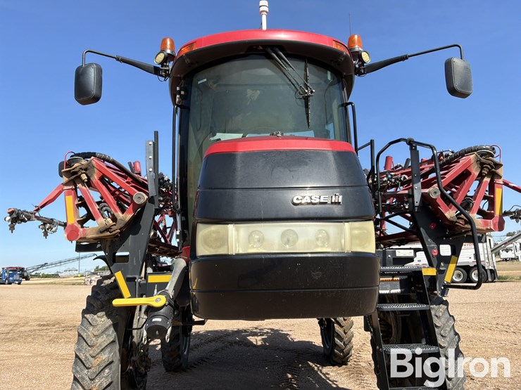 2016-case-ih-patriot-4440-image-10