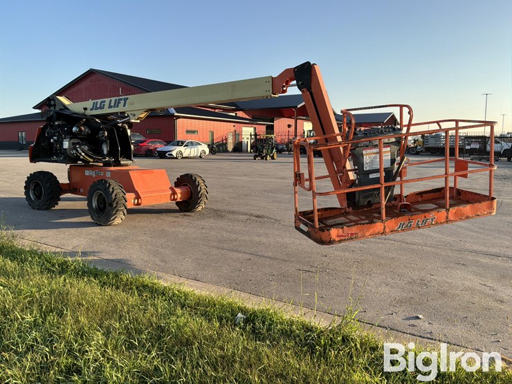 2017-jlg-460sj-image-3