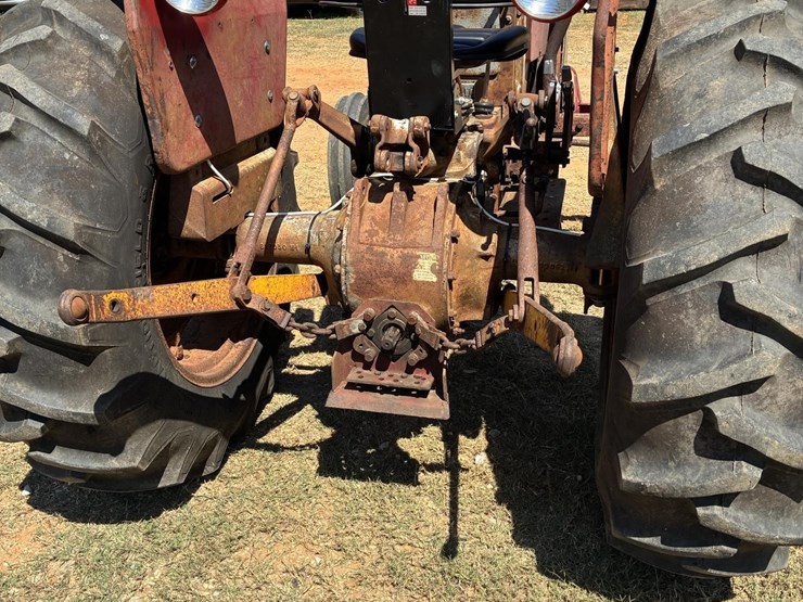 1966-massey-ferguson-150-image-4