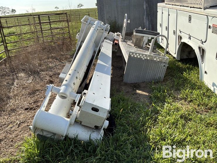 2010-altec-ta41m-image-14