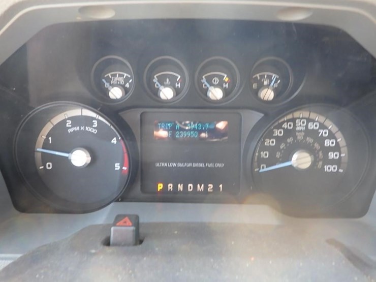 2011-ford-f550-image-67