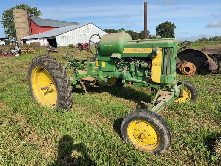 john-deere-420t-image-3