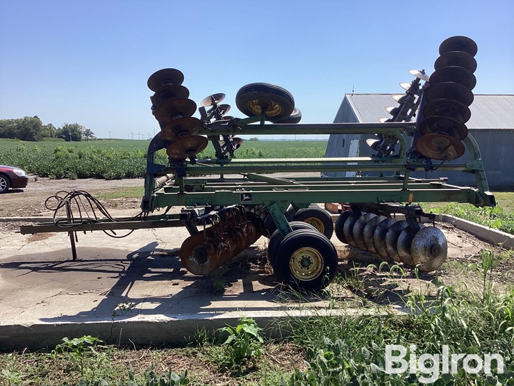 john-deere-20-image-8
