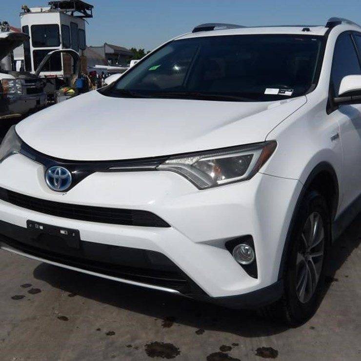 2016 TOYOTA RAV4