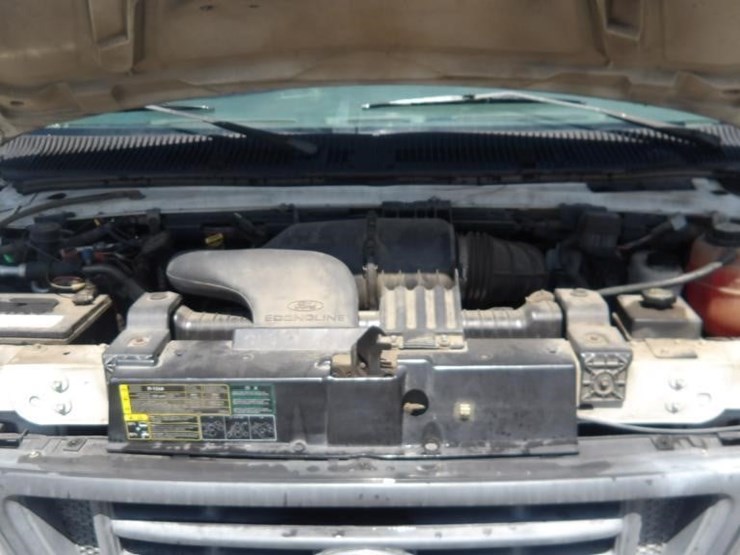 2006-ford-e350-image-13