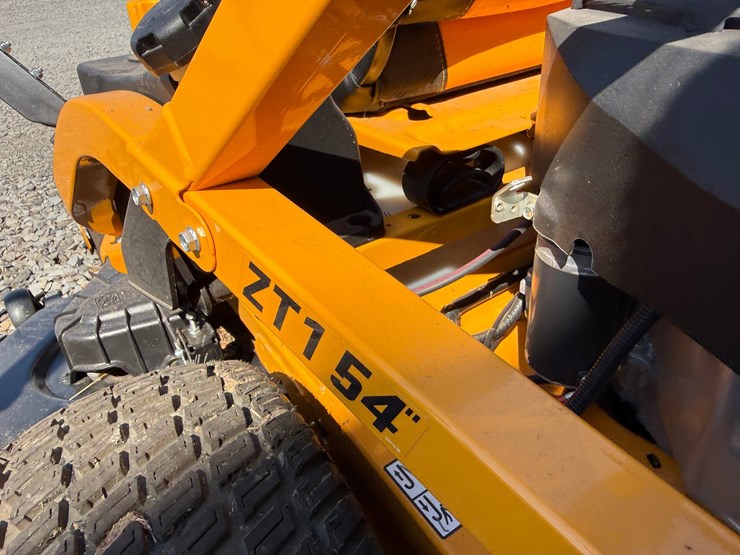 #11-•-cub-cadet-zt1-zero-turn-mower-1a03rh50167-inv#4518-image-9