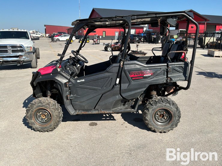 2019-pioneer-4x4-image-8
