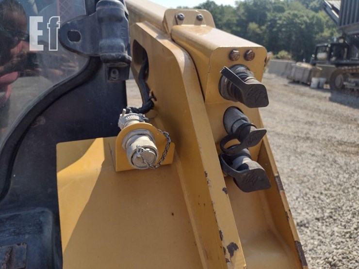 caterpillar-259d3-image-24