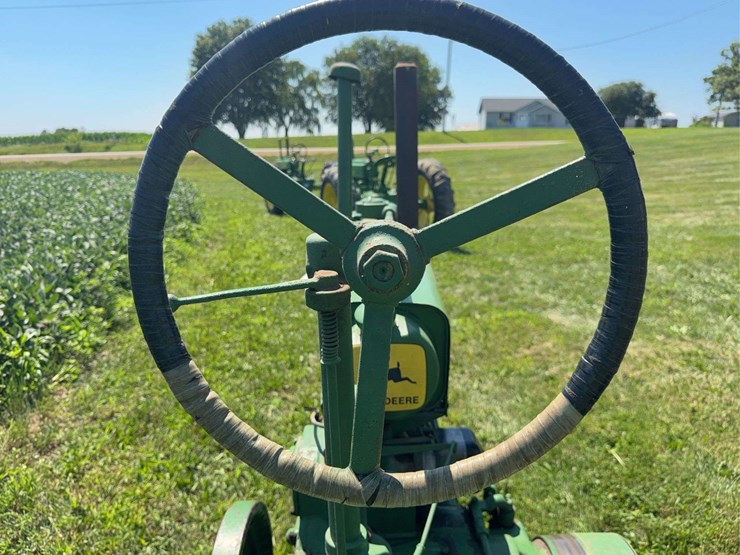 john-deere-b-image-30