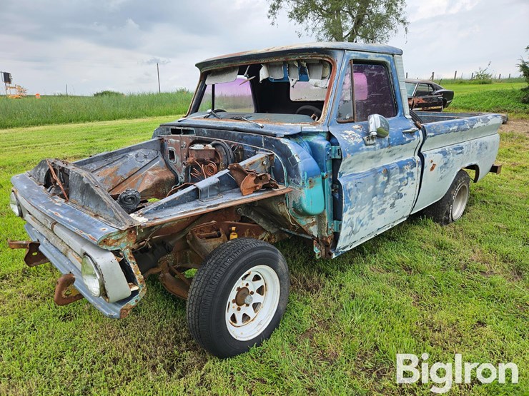 1965-chevrolet-c10-image-1