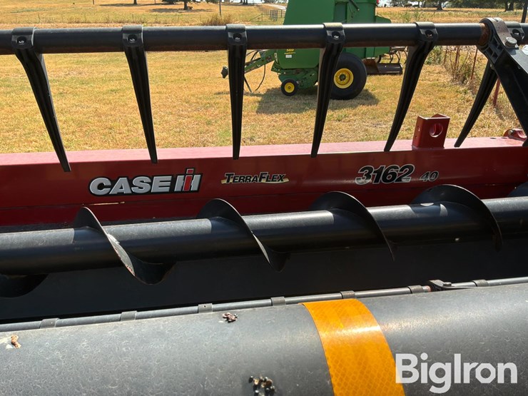 2018-case-ih-3162-image-16