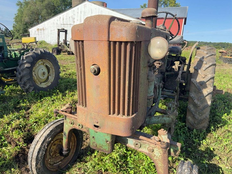 john-deere-320v-slant-steer-image-17