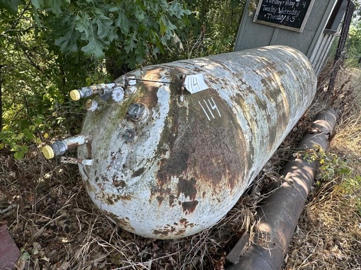 400-gallon-lp-tank-image-2