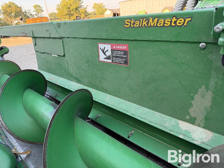 2008-john-deere-608c-stalkmaster-image-10